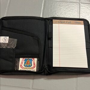 🔥Black Zip around Organizer with Notepad